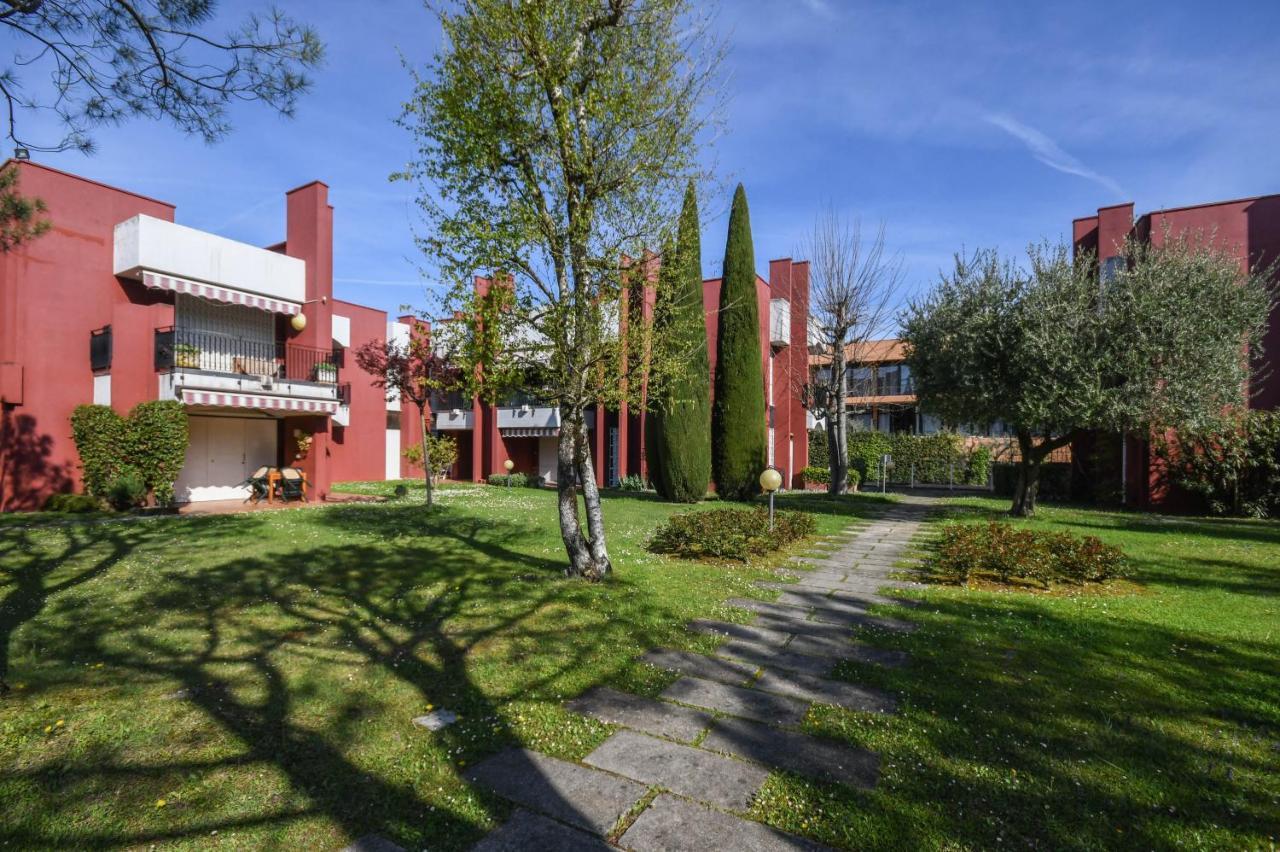 Holiday Sirmione Apartments Eksteriør bilde