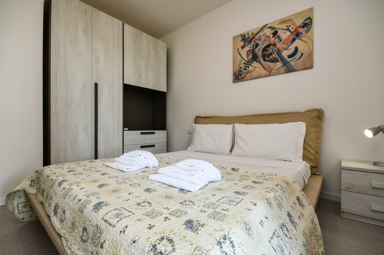 Holiday Sirmione Apartments Eksteriør bilde